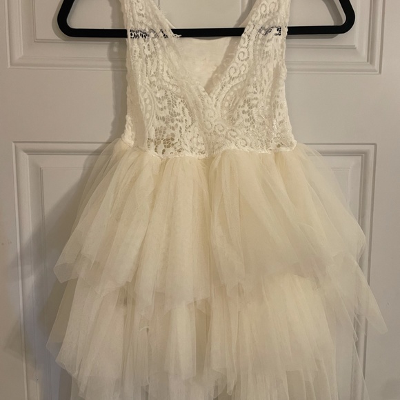Flower Girl lace dress - Picture 2 of 2